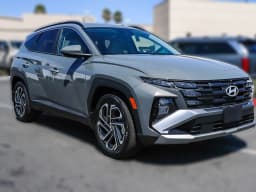 Hyundai Tucson SEL Plus FWD 2026 — side view
