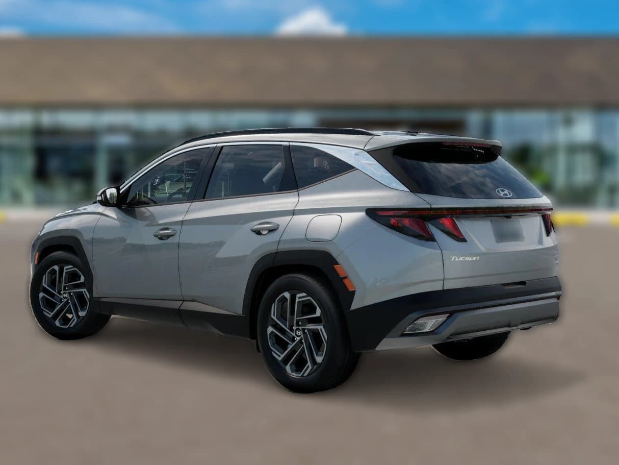 Hyundai Tucson SEL Plus FWD 2026 — side view