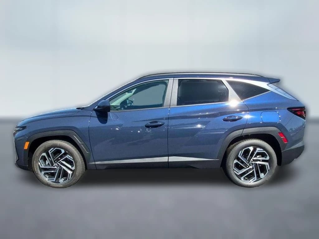 Hyundai Tucson SEL FWD 2026 — side view