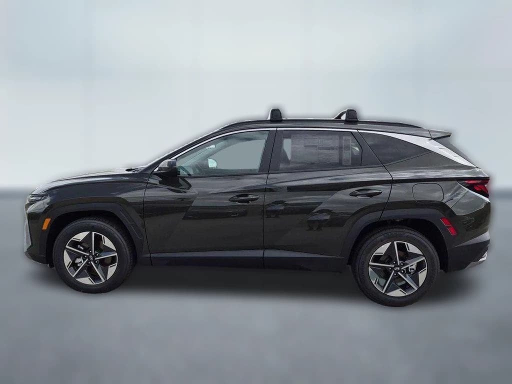Hyundai Tucson SEL FWD 2026 — side view