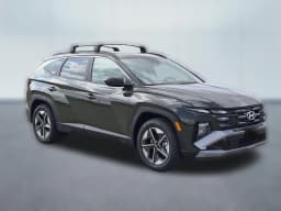 Hyundai Tucson SEL FWD 2026 — side view