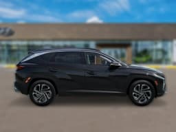 Hyundai Tucson SEL FWD 2026 — side view