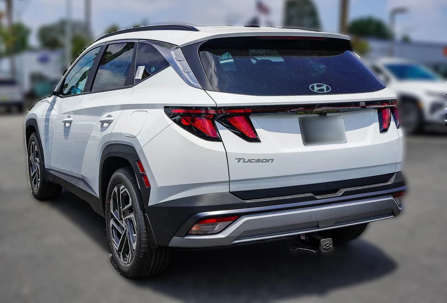 Hyundai Tucson SEL Plus FWD 2026 — side view