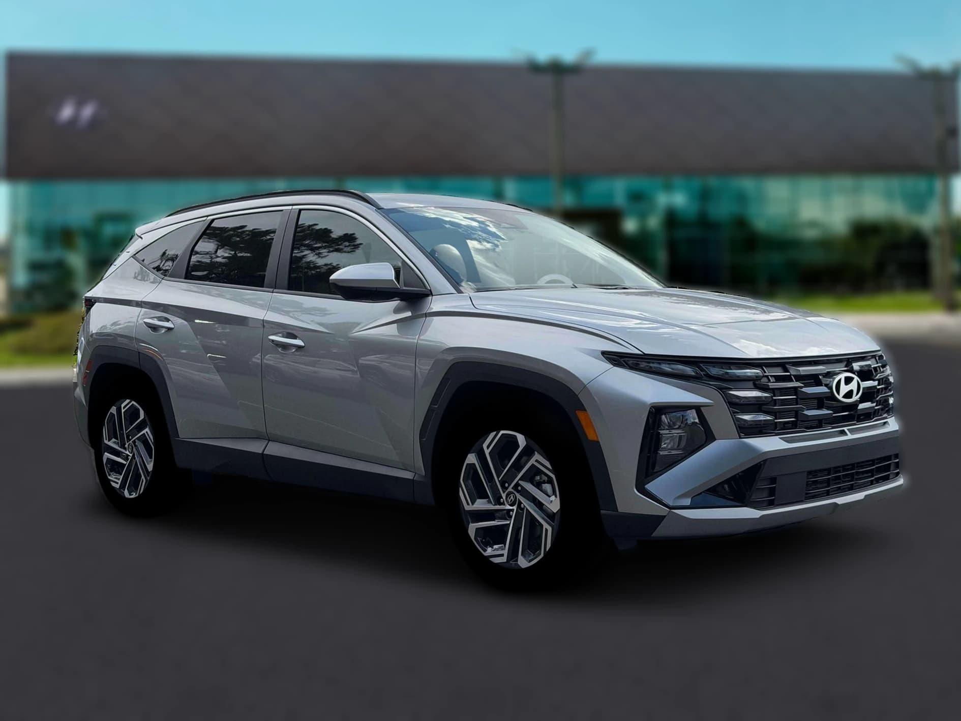 Hyundai Tucson SEL Plus FWD 2026 — side view