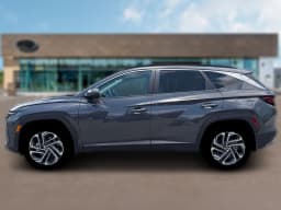 Hyundai Tucson SEL FWD 2026 — side view