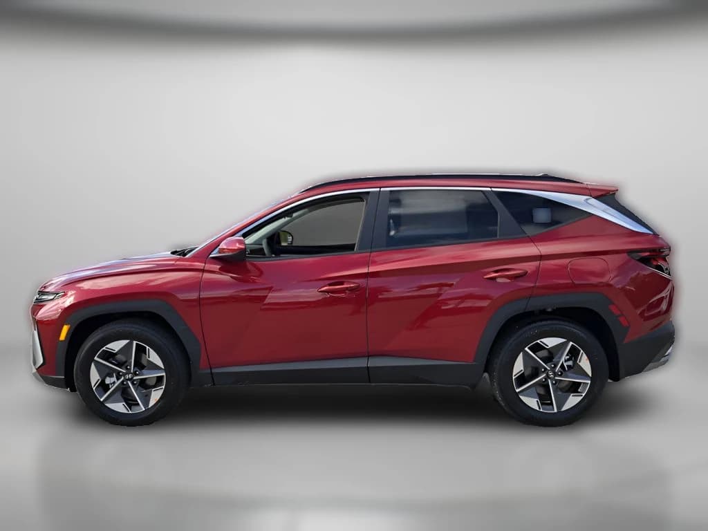 Hyundai Tucson SEL FWD 2026 — side view
