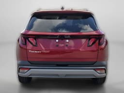 Hyundai Tucson SEL FWD 2026 — side view