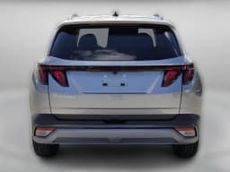 Hyundai Tucson SEL FWD 2026 — side view