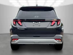 Hyundai Tucson SEL Plus FWD 2026 — side view