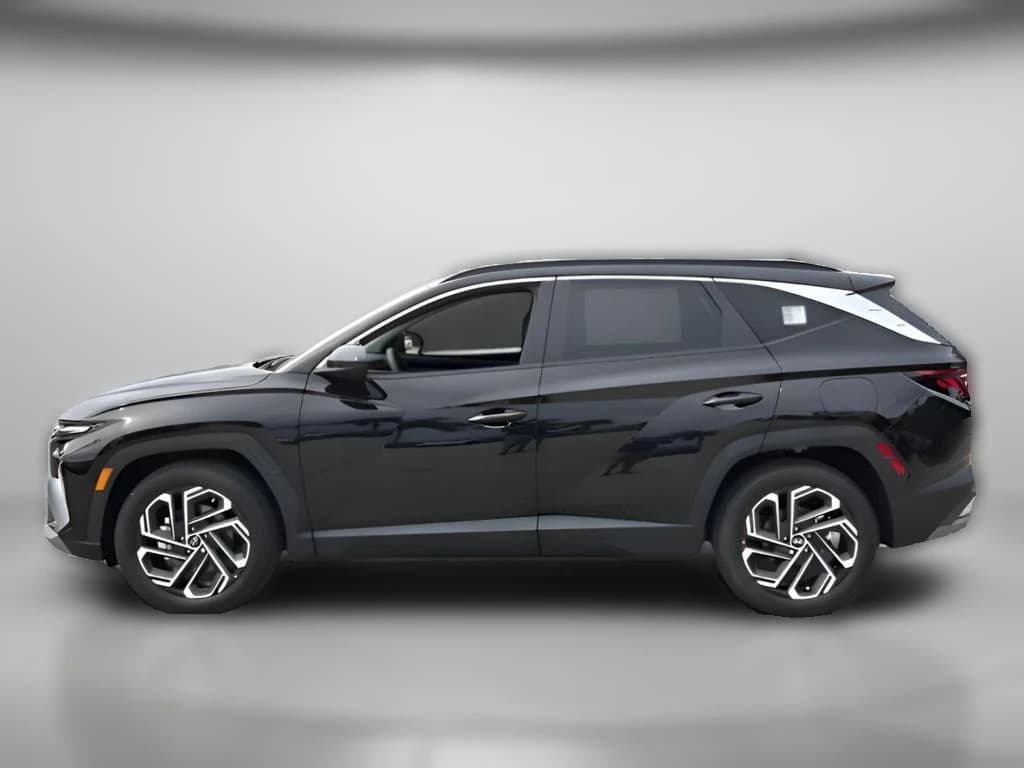 Hyundai Tucson SEL Plus FWD 2026 — side view