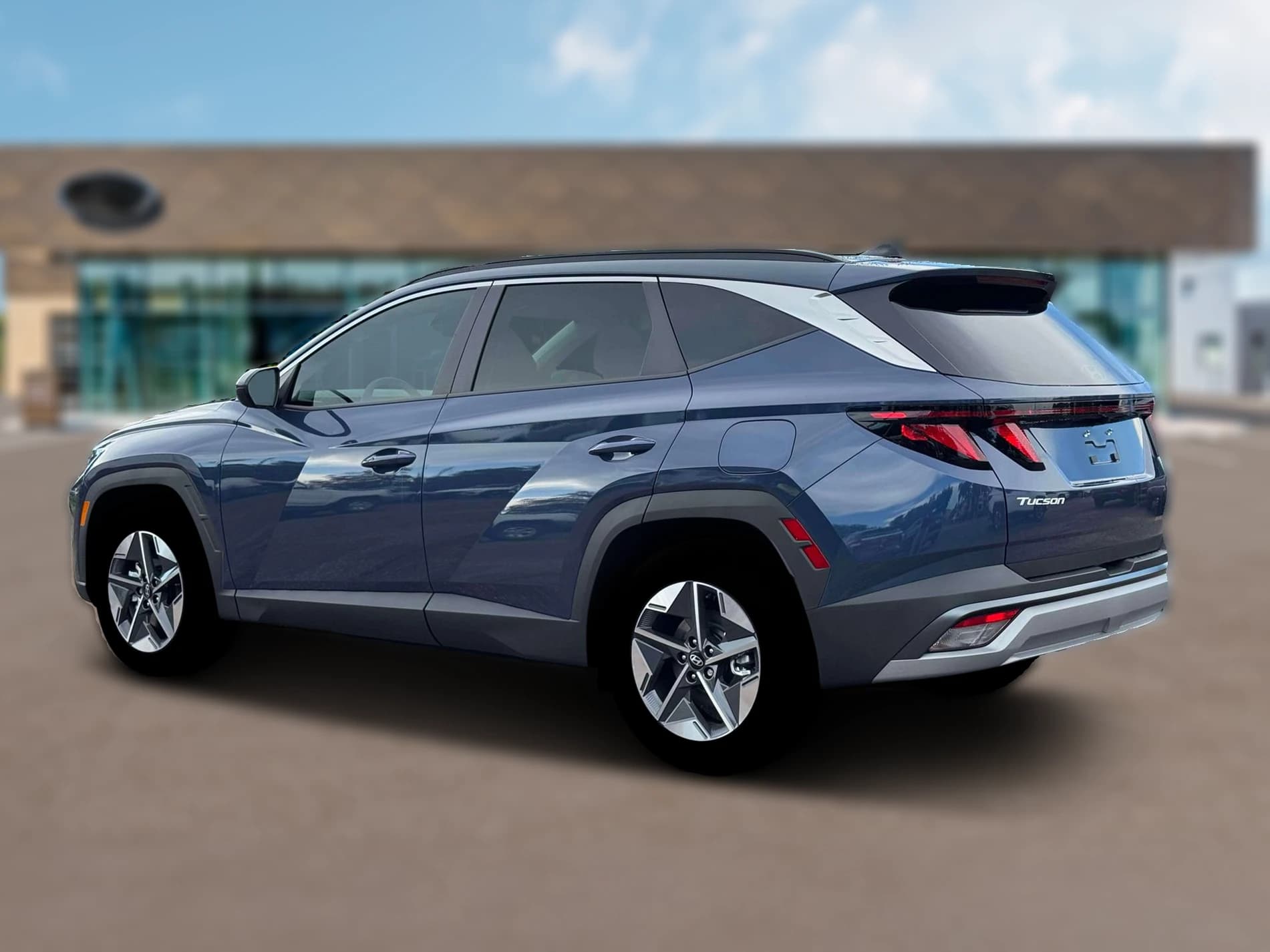 Hyundai Tucson SEL FWD 2026 — side view