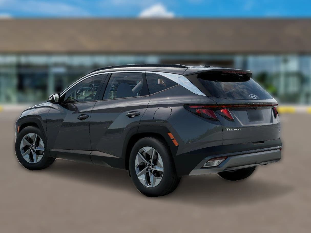 Hyundai Tucson SEL FWD 2026 — side view