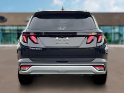 Hyundai Tucson SEL FWD 2026 — side view