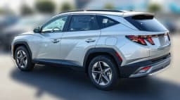 Hyundai Tucson SEL FWD 2026 — side view