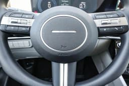 Hyundai Tucson SEL FWD 2026 — side view
