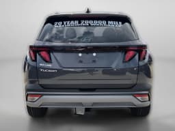 Hyundai Tucson SEL Plus FWD 2026 — side view