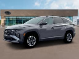 Hyundai Tucson SEL AWD 2026 — side view