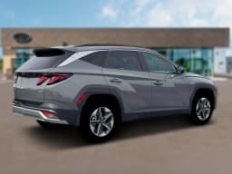 Hyundai Tucson SEL AWD 2026 — side view
