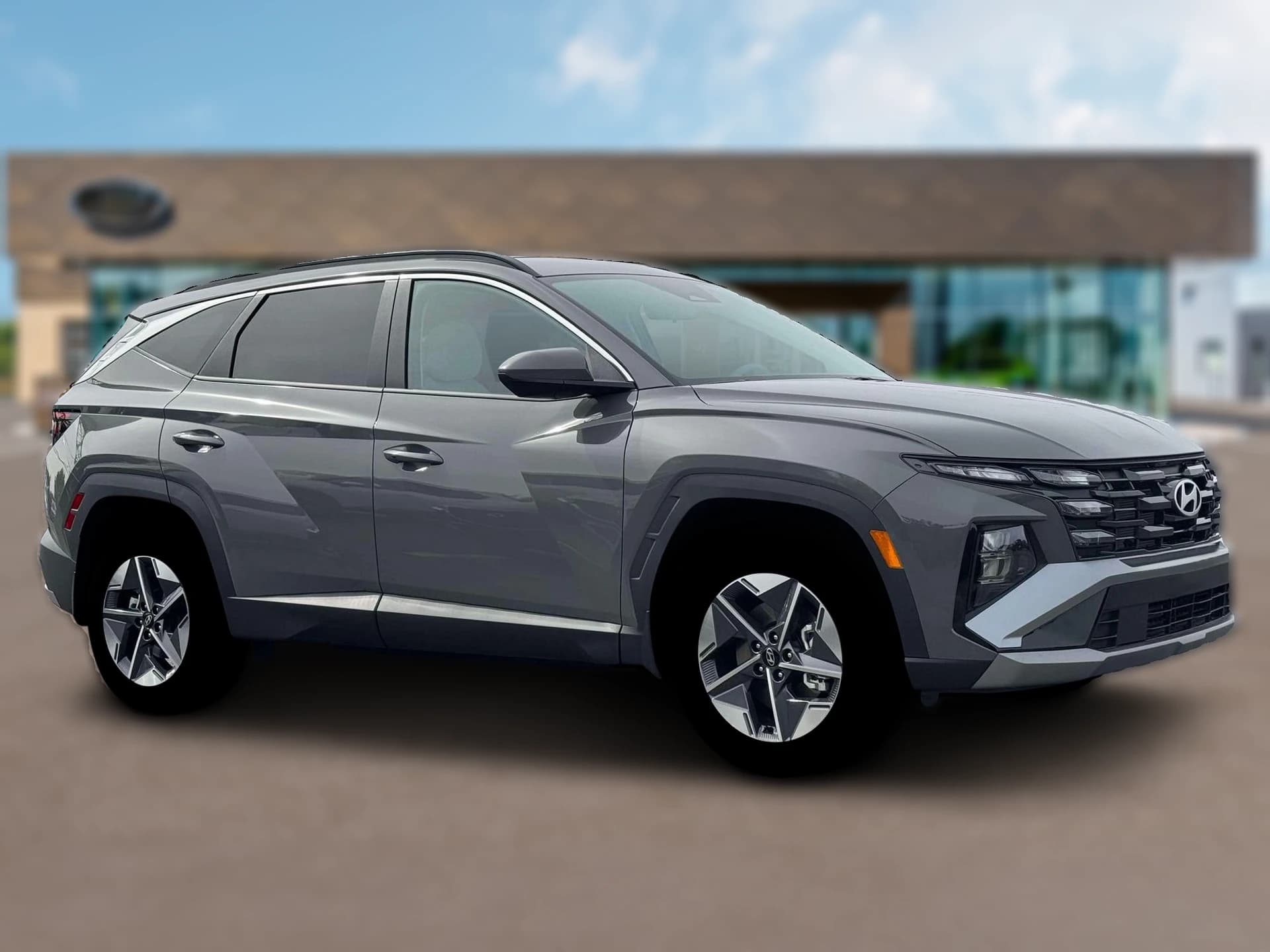 Hyundai Tucson SEL AWD 2026 — side view