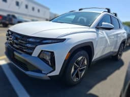 Hyundai Tucson SEL AWD 2026 — side view