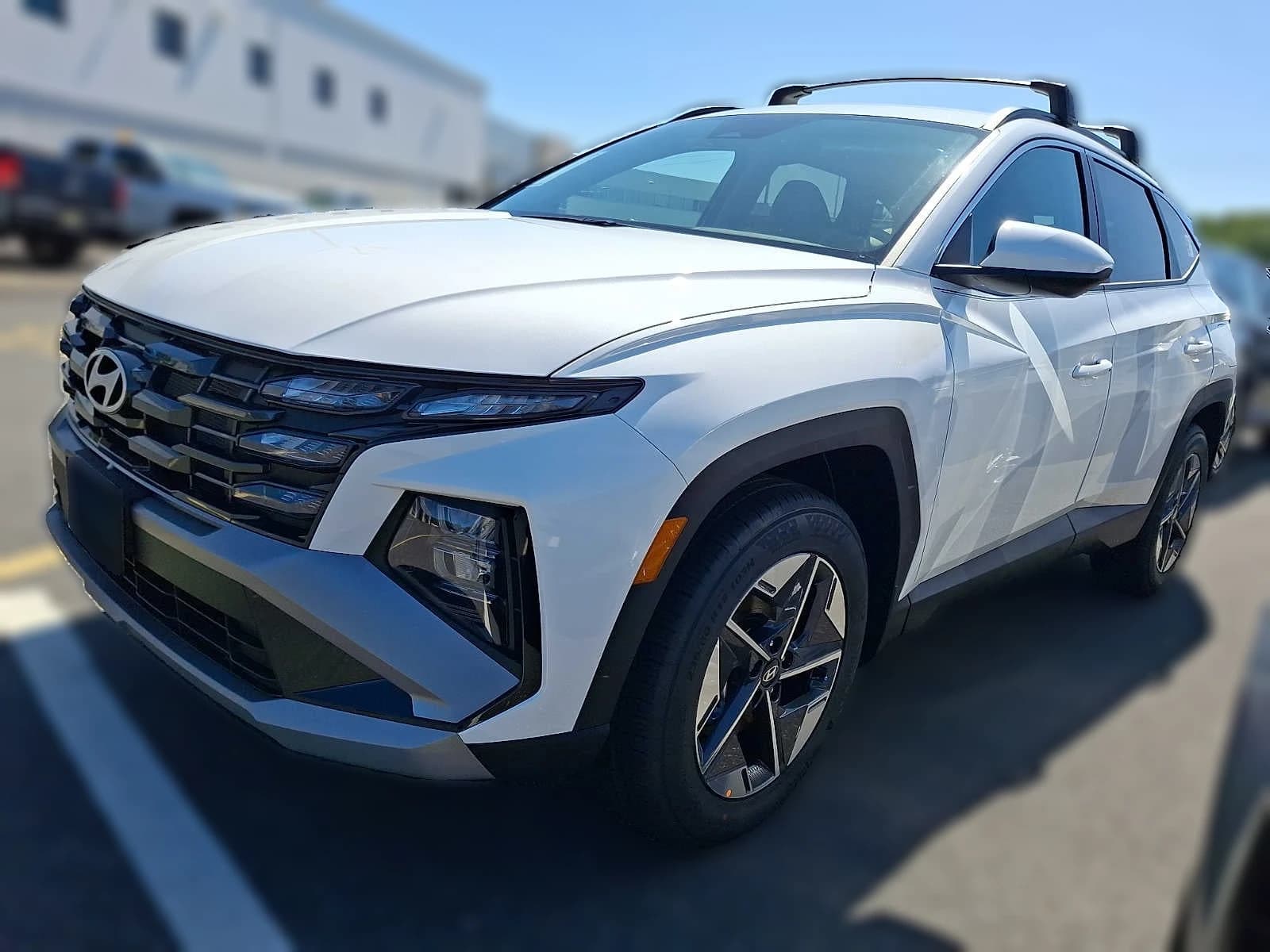 Hyundai Tucson SEL AWD 2026 — side view