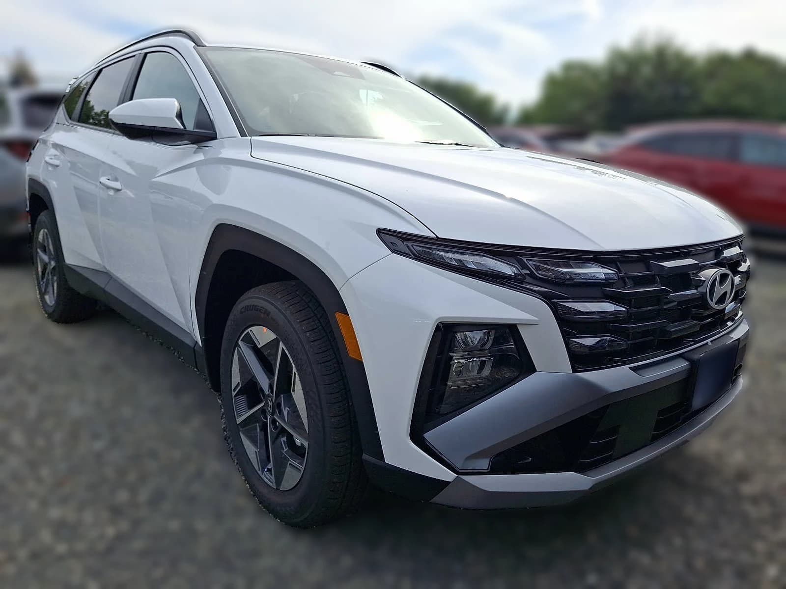Hyundai Tucson SEL AWD 2026 — side view