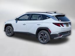 Hyundai Tucson SEL AWD 2026 — side view