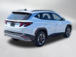 Hyundai Tucson SEL AWD 2026 — side view