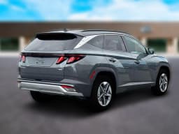 Hyundai Tucson SEL AWD 2026 — side view