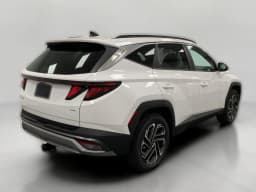 Hyundai Tucson SEL Plus AWD 2026 — side view