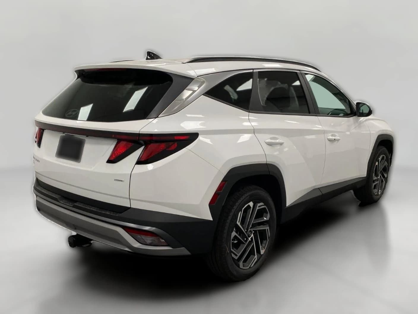 Hyundai Tucson SEL Plus AWD 2026 — side view