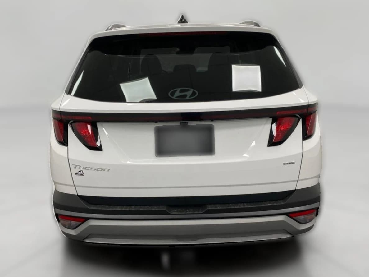Hyundai Tucson SEL Plus AWD 2026 — side view