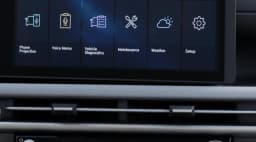 Hyundai Tucson SEL Plus AWD 2026 — side view