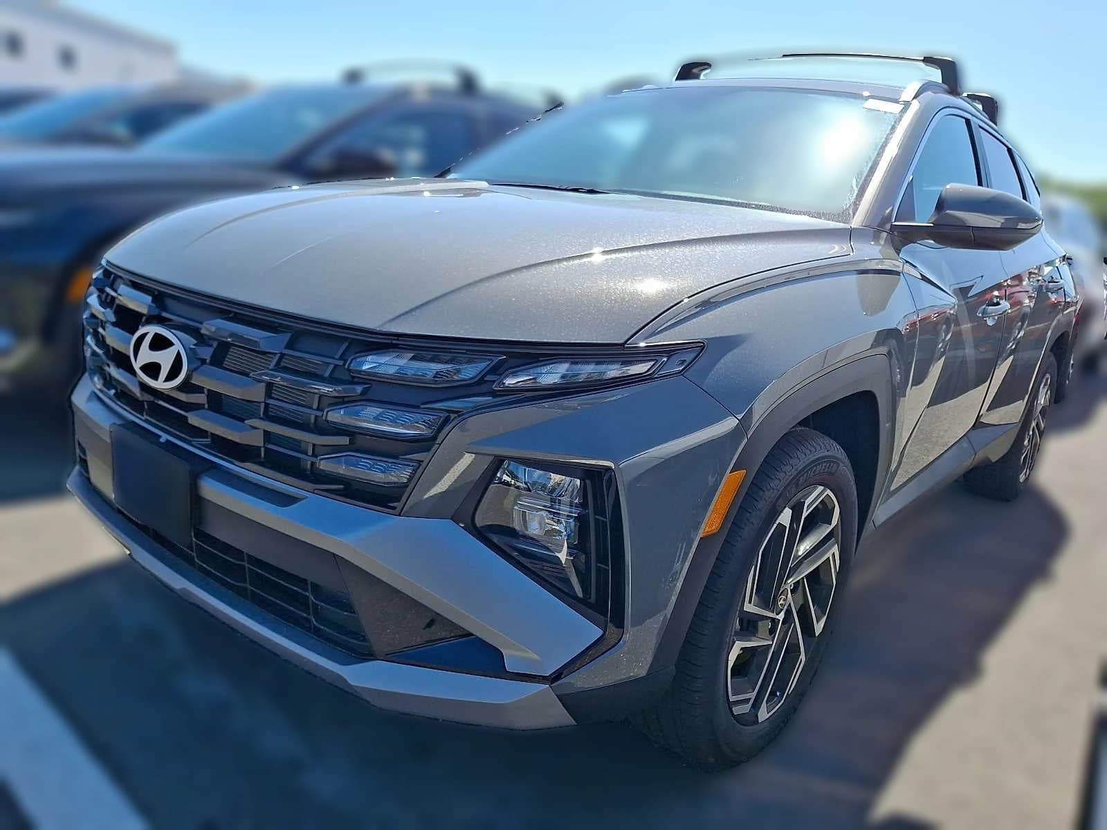 Hyundai Tucson SEL Plus AWD 2026 — side view
