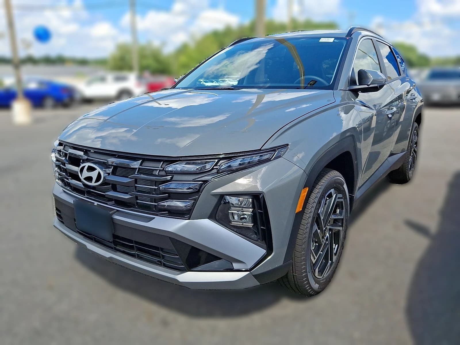 Hyundai Tucson SEL Plus AWD 2026 — side view