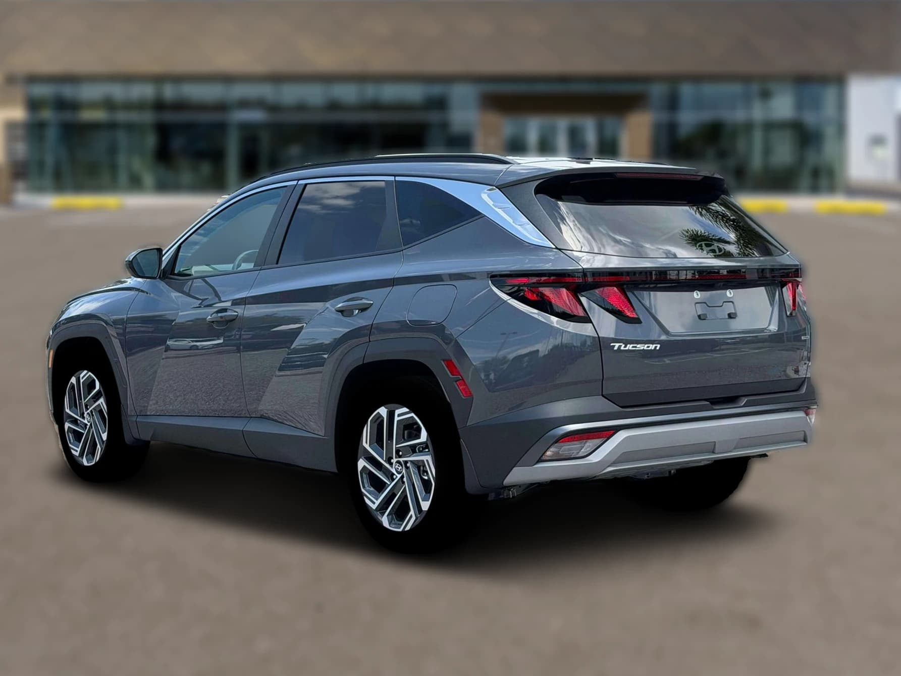 Hyundai Tucson SEL Plus AWD 2026 — side view