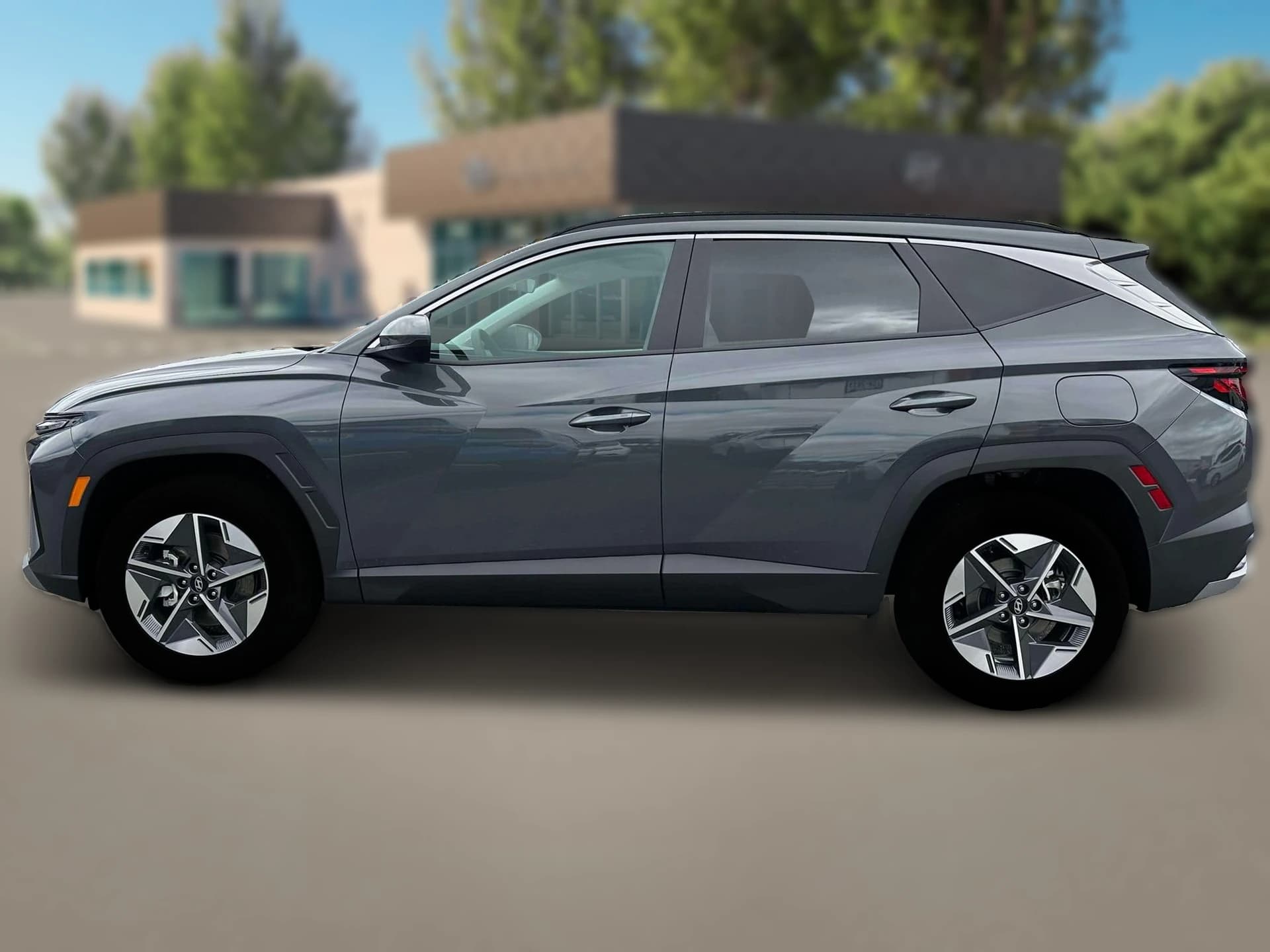 Hyundai Tucson SEL AWD 2026 — side view