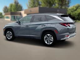 Hyundai Tucson SEL AWD 2026 — side view