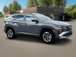 Hyundai Tucson SEL AWD 2026 — side view