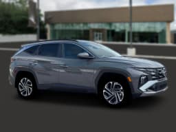 Hyundai Tucson SEL Plus AWD 2026 — side view