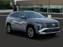 Hyundai Tucson SEL Plus AWD 2026 — side view