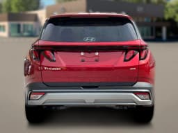 Hyundai Tucson SEL AWD 2026 — side view