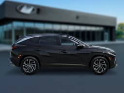 Hyundai Tucson SEL AWD 2026 — side view