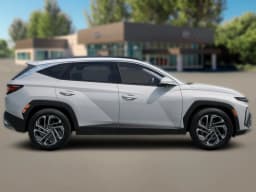 Hyundai Tucson SEL Plus AWD 2026 — side view