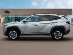 Hyundai Tucson SEL AWD 2026 — side view