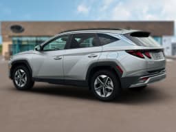 Hyundai Tucson SEL AWD 2026 — side view