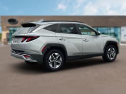Hyundai Tucson SEL AWD 2026 — side view