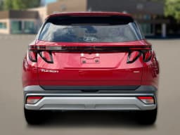 Hyundai Tucson SEL Plus AWD 2026 — side view