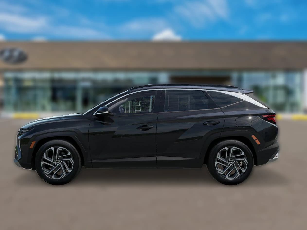 Hyundai Tucson SEL Plus AWD 2026 — side view