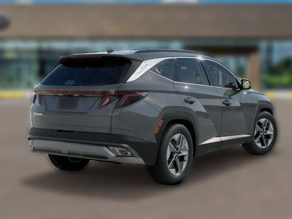 Hyundai Tucson SEL Convenience FWD 2025 — side view